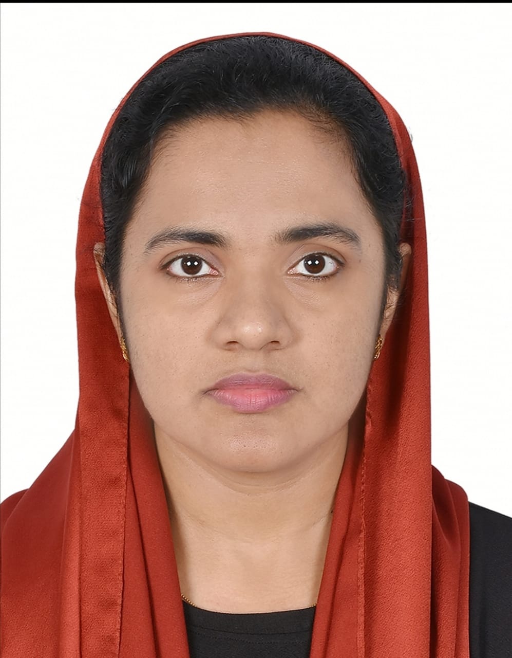 Dr Jasmeena J